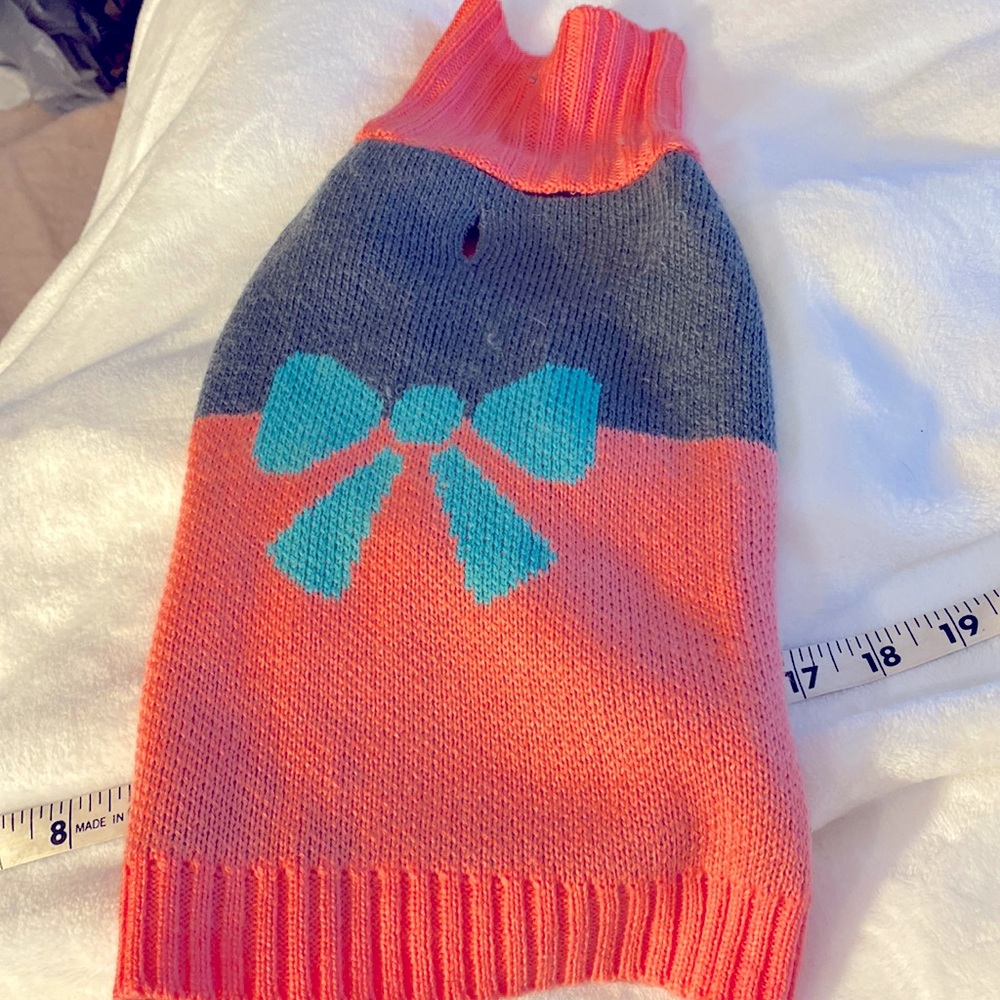Dog Sweater Large 100% Acrylic Very Comfy & Soft size medium